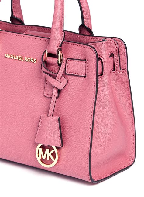 michael kors saffiano leather.